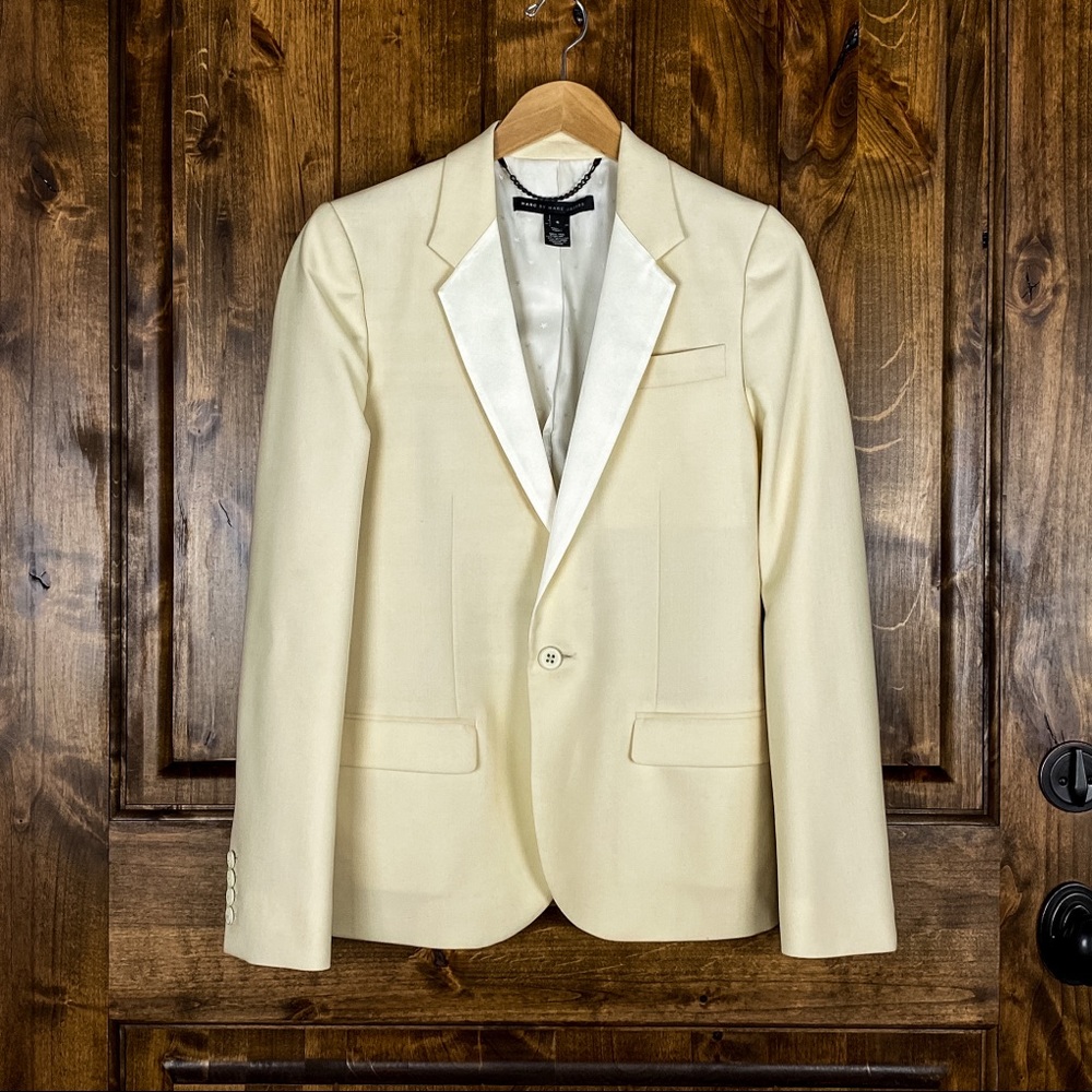 Marc by Marc Jacobs Off White Dinner Jacket